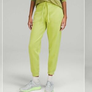 Lululemon Scuba High-Rise Jogger Wasabi Sz 12